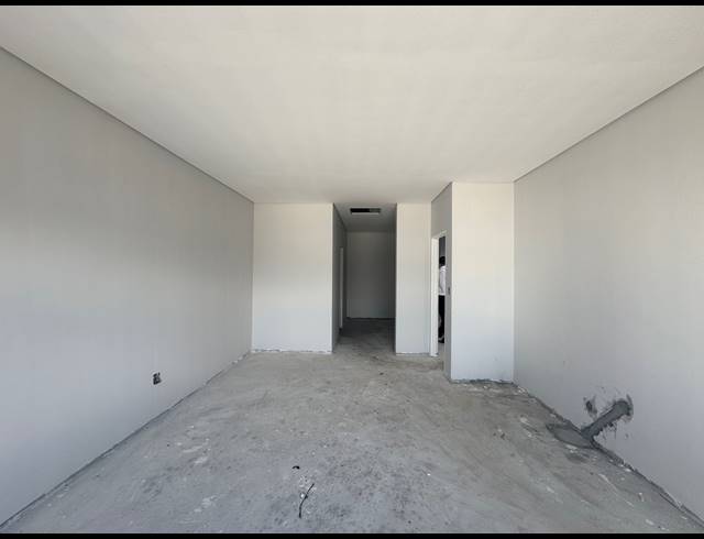 4 BEDROOM HOUSE FOR SALE IN SANDOWN